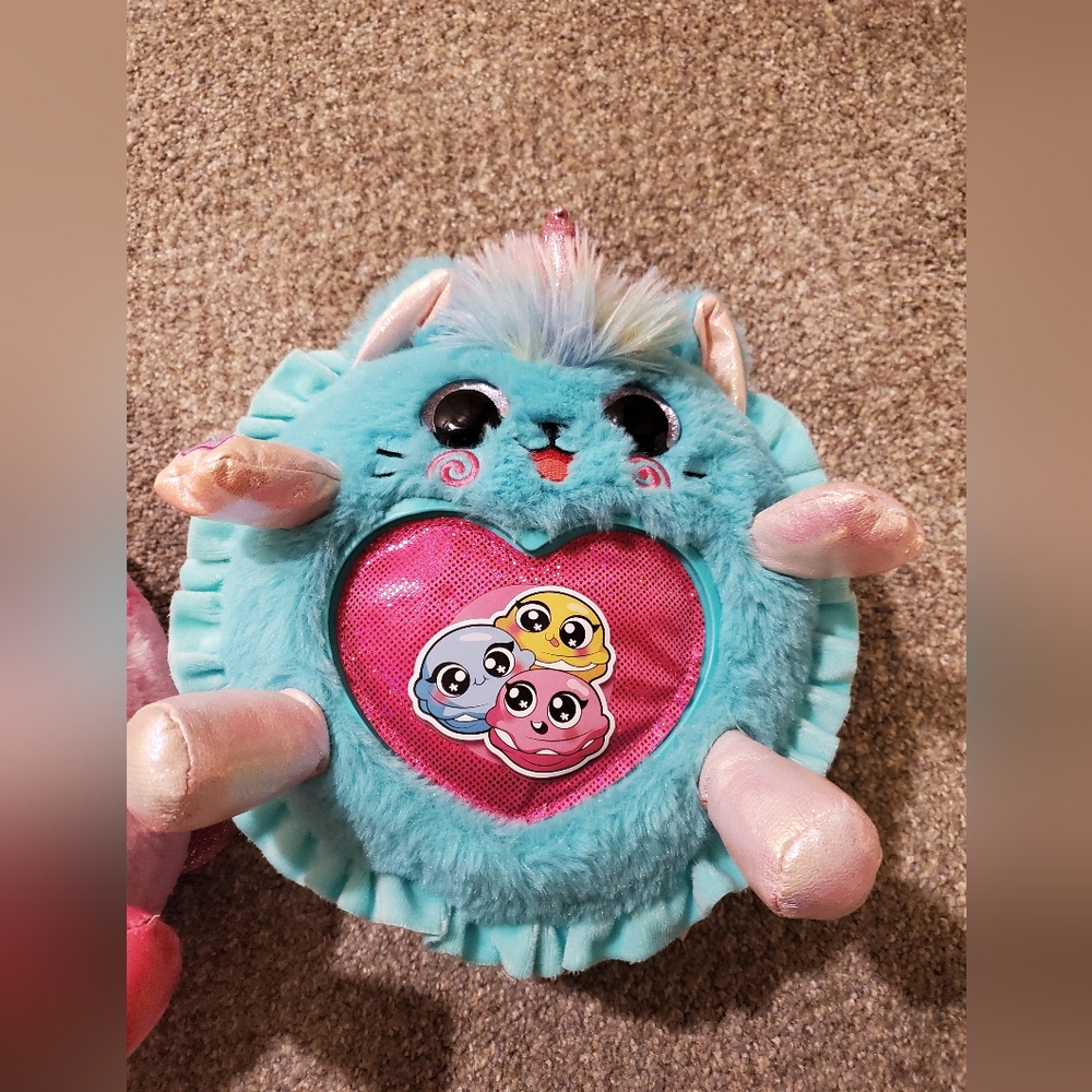 Stuffed animals - Picture 2 of 3